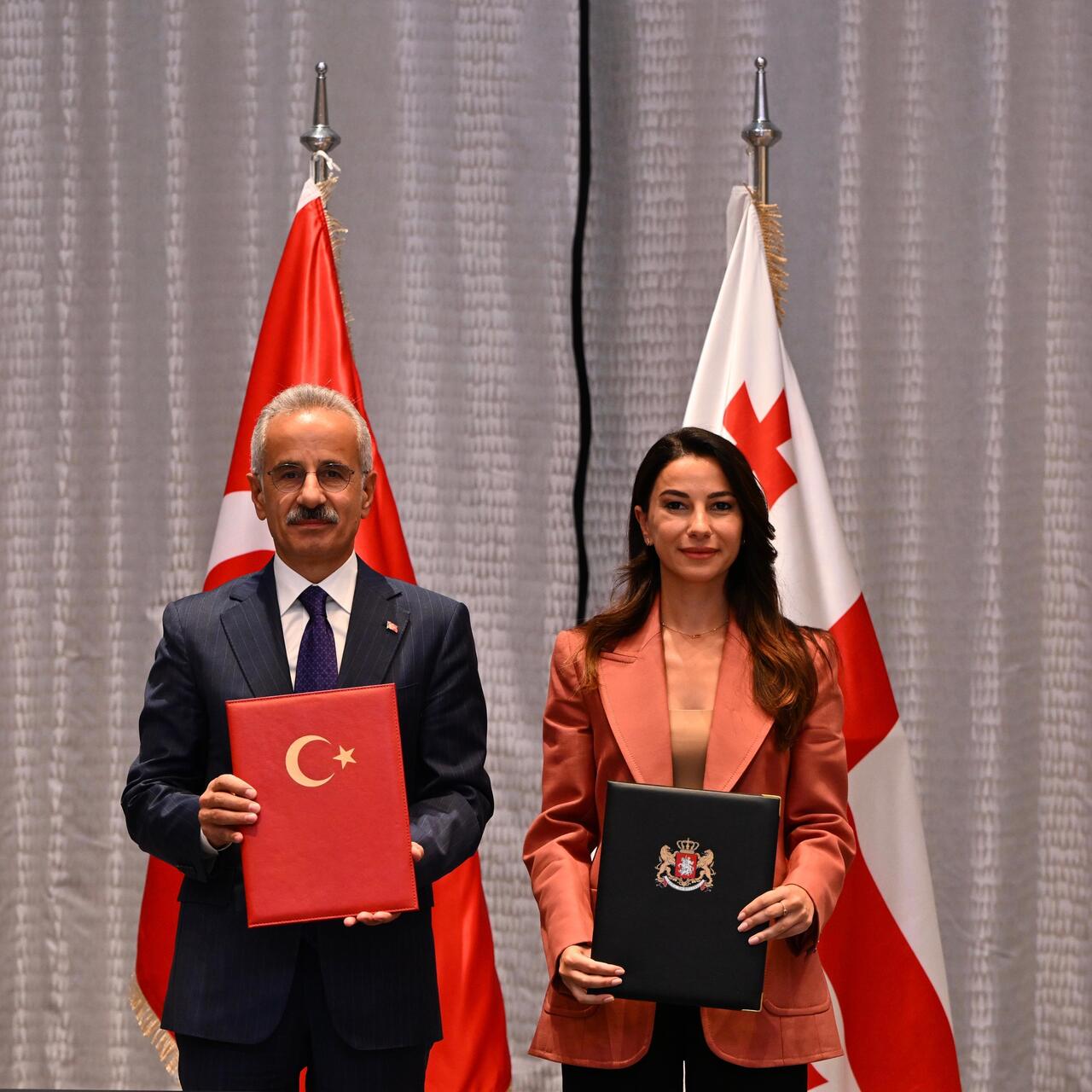 Türkiye-Gürcistan arasında 5 milyar dolarlık ticaret hacmi hedefi