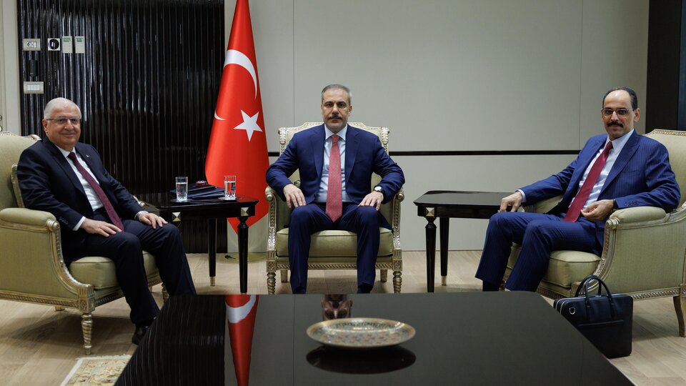 Dışişleri'nde 3'lü zirve