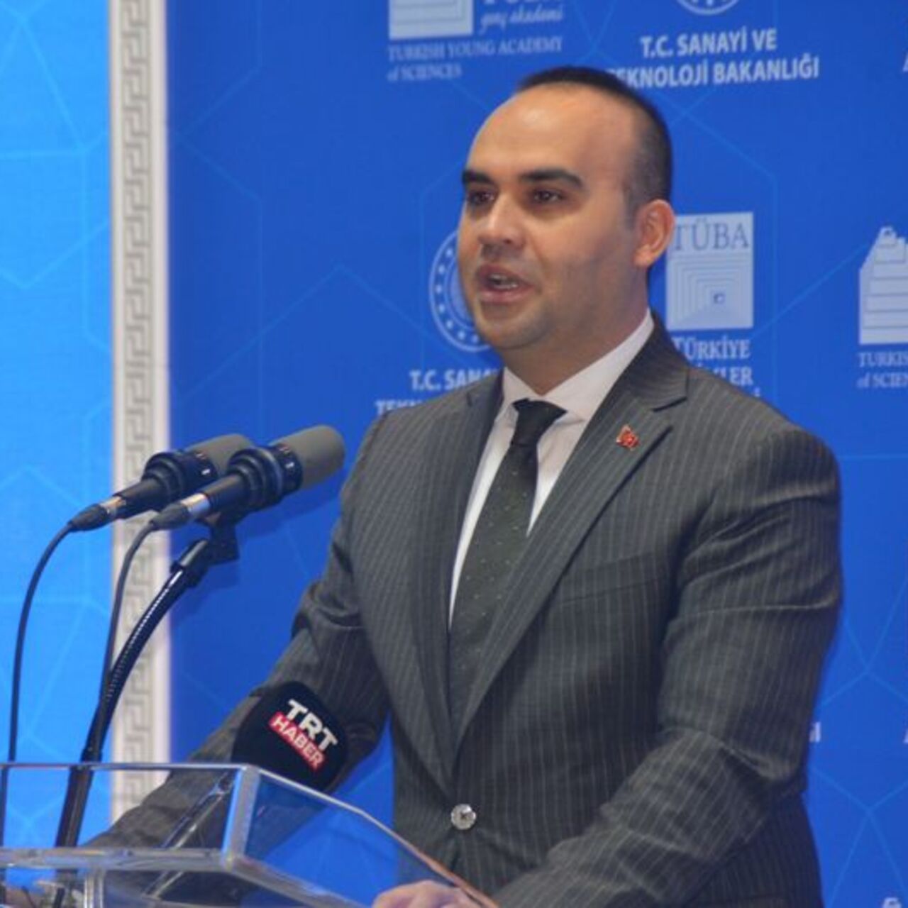 "Bugün Türkiye'nin OSB'leri Türk sanayinin adeta omurgası"