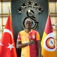 Victor Osimhen resmen Galatasaray'da!