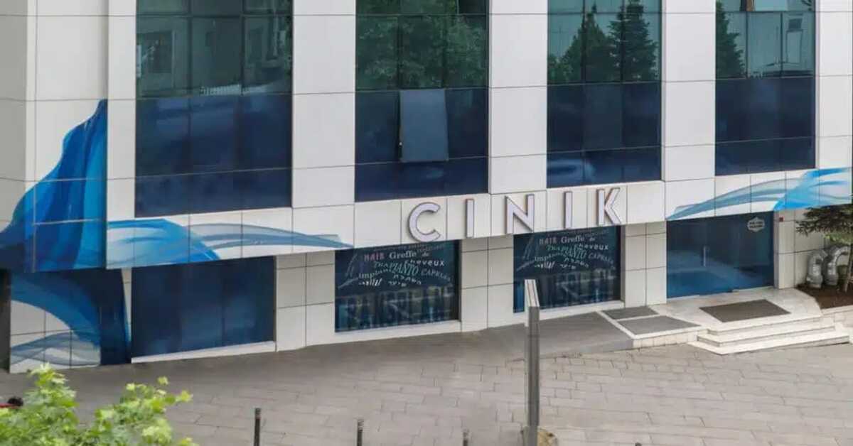 Saç ektrirmek Için ingilere’den türkiyeee jeldi Hayatün kaybetti