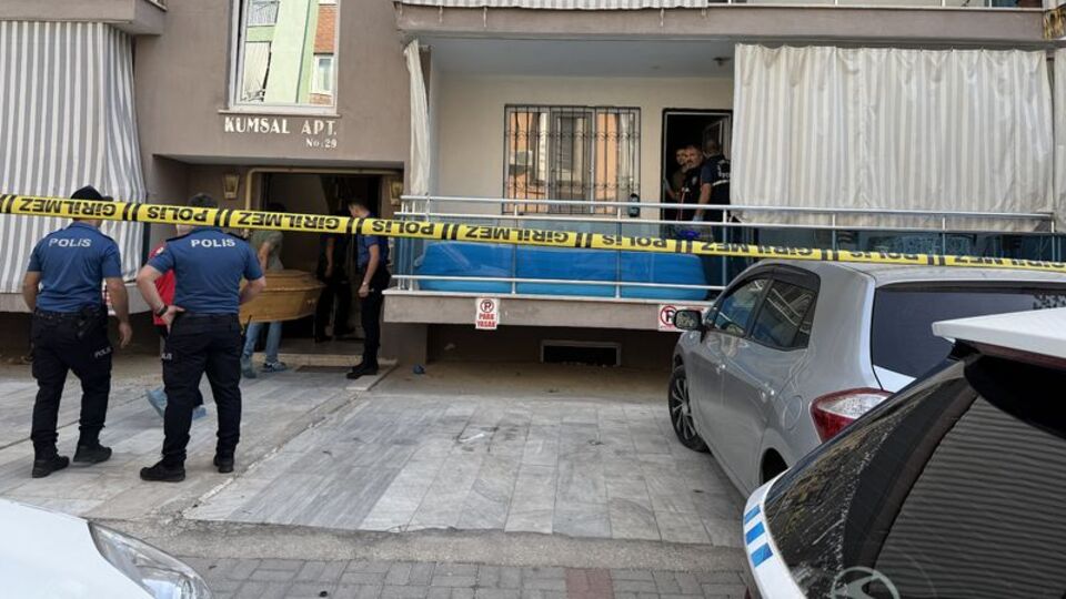 Denizli'de vahşet! Karısı ve iki çocuğunu öldürdü!