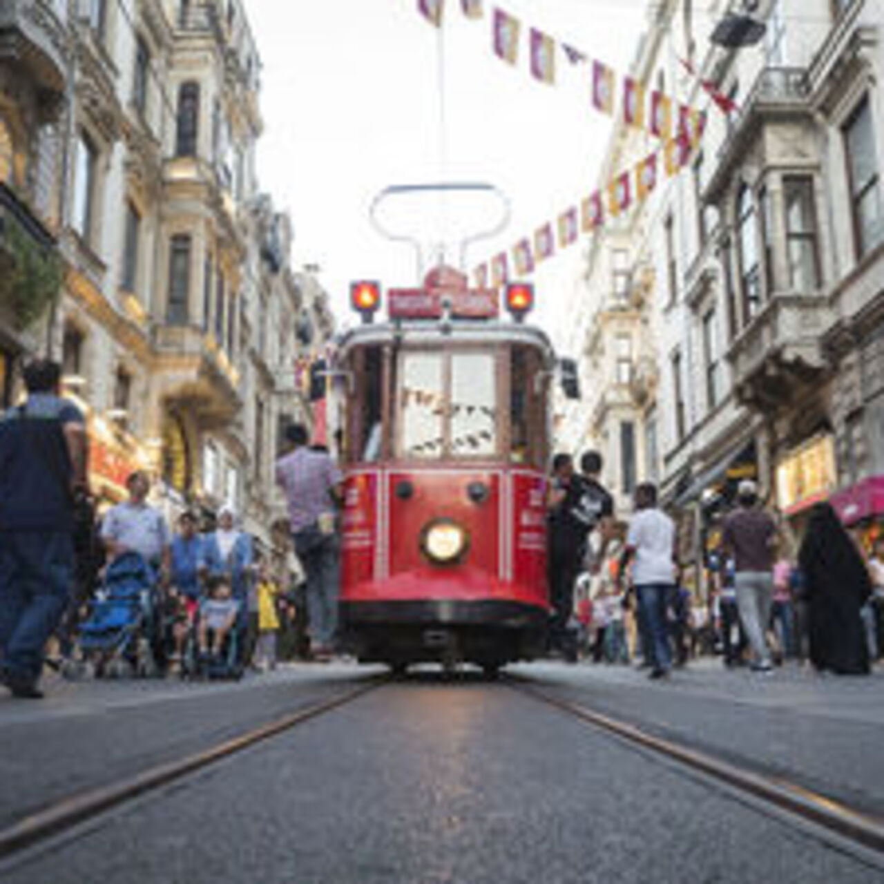 İstiklal Caddesi nerede? 