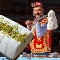 Maraş dondurması dünyanın en iyi soğuk tatlısı seçildi