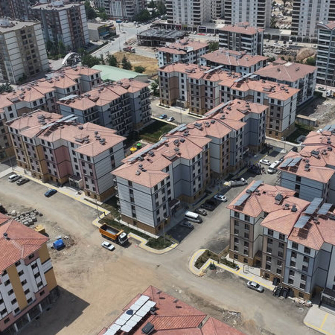 Malatya'da anahtar teslimlerine başlandı