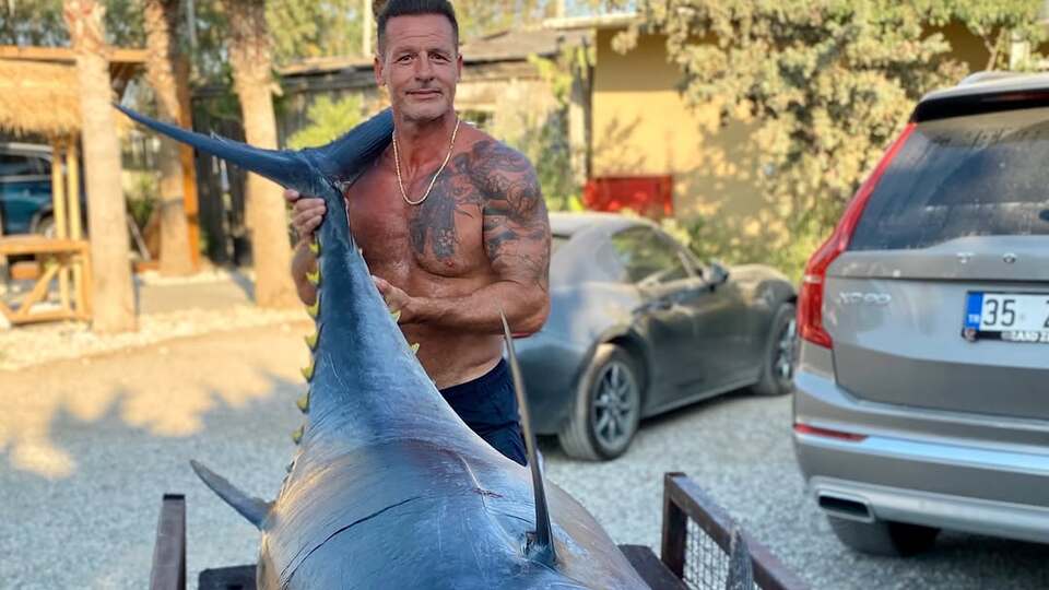 250 kiloluk orkinos paylaşımı