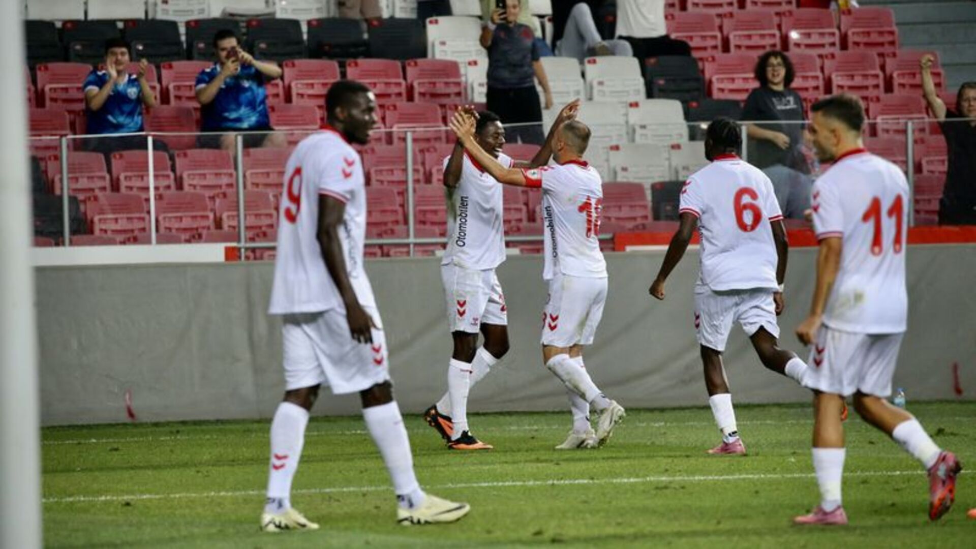 Samsunspor, Fransa'nın Dunkerque Takımıyla Kıran Kırana Mücadele Edecek! Canlı İzleme Linki ve Maç Detayları