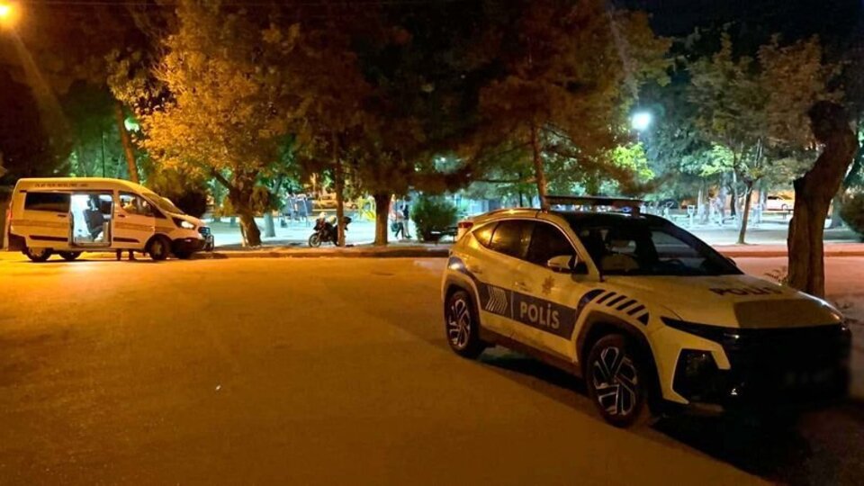 Eskişehir'de parkta silahlı kavga: 1 ölü, 2 yaralı