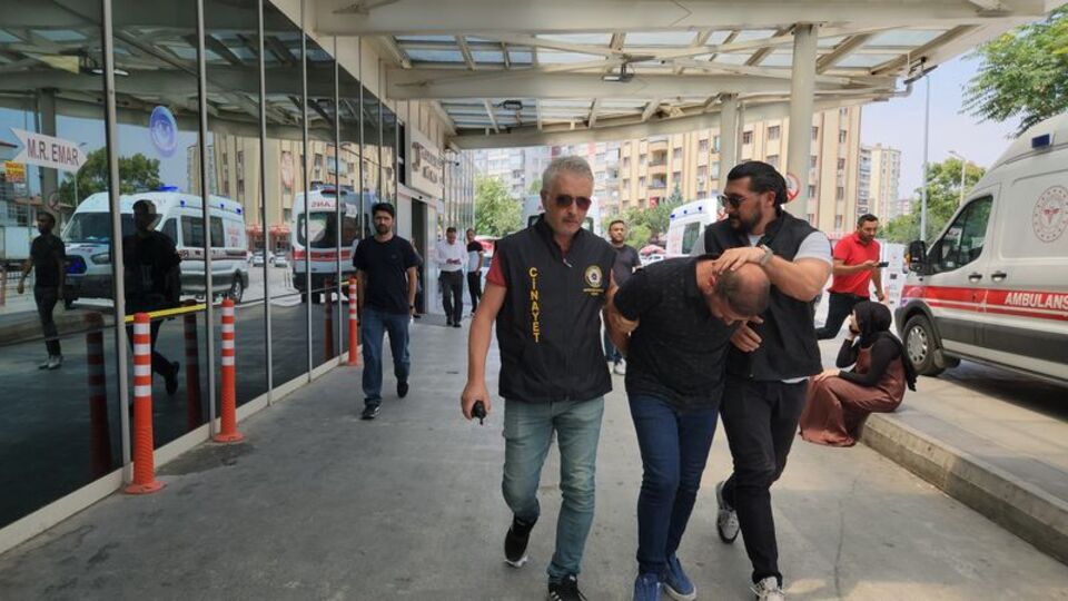 Konya'da yaşandı! Gürültü yaptığı için bekçiler uyardı pompalıyla ateş açtı!