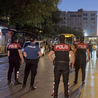 "Huzur İstanbul"da 830 kişi gözaltına alındı