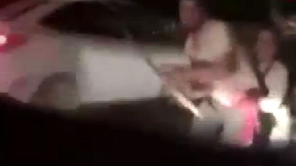 Trafik magandaları baltayla saldırdı