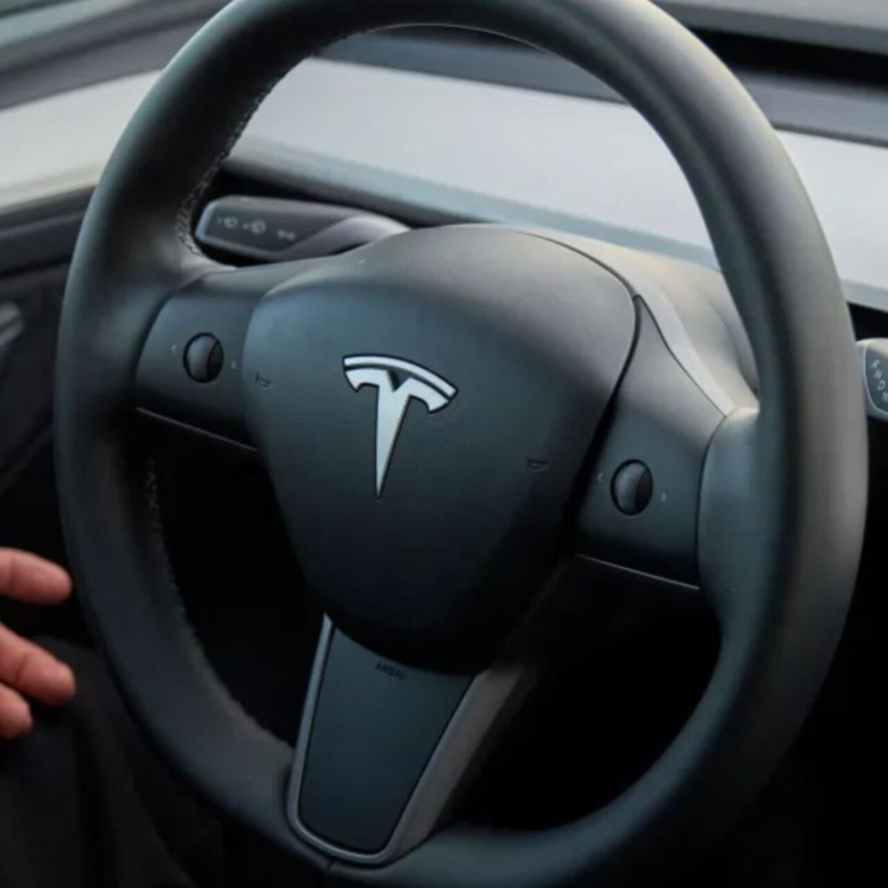 Tesla'dan 243 milyon dolar tazminat talebi