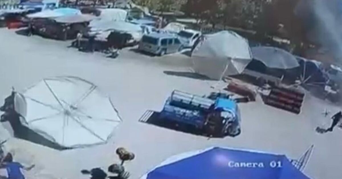 Oğul Dakika: izmir’de Pazar Şemleri Hamile Kadın ve