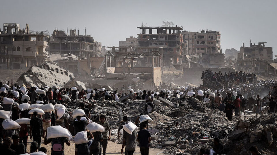 "Yaralılar yerlerde tedavi ediliyor"