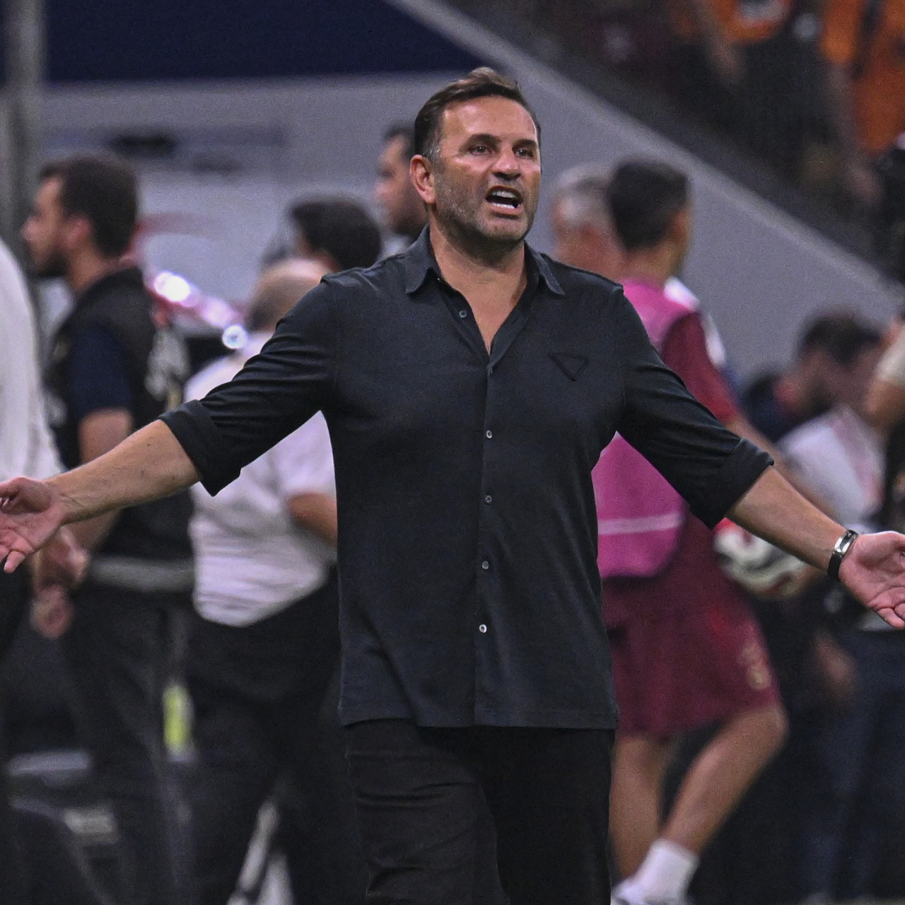 Okan Buruk'tan transfer açıklaması!