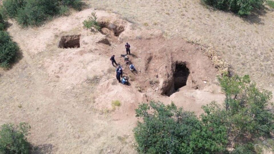 Kaçak kazıya dronla suçüstü: 4 gözaltı