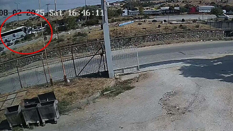 Otobüs çarpınca savruldu! Yaşlı çifti hayattan koparan kaza!