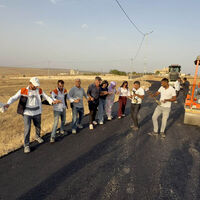 Yezidiler 50 yıl sonra köylerine döndü! Asfalt sevinci halayla kutlandı