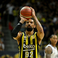 F.Bahçe, Khem Birch ile nikah tazeledi!