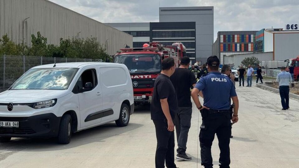 Fabrikada patlama! 2 can kaybı var!