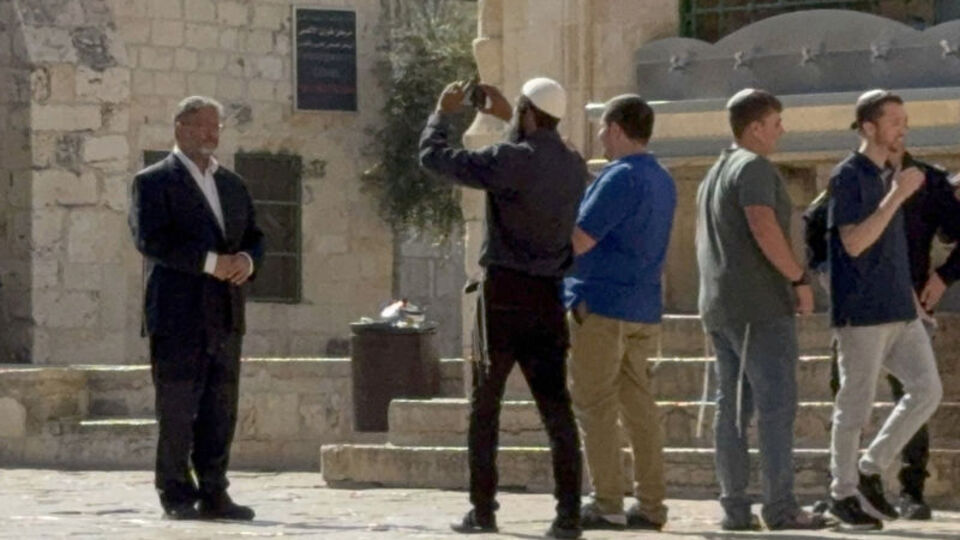 İsrailli aşırı sağcı bakandan Mescid-i Aksa'ya baskın