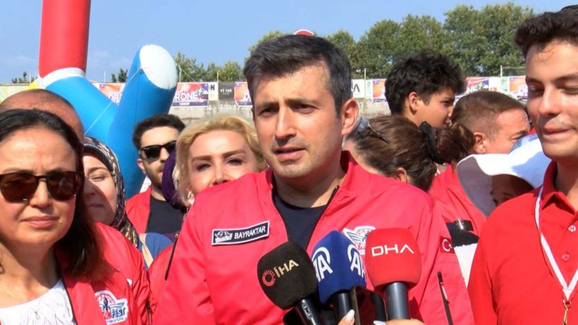 Bayraktar ve Teknofest Kuşağı: Dünya Teknoloji Sahnesinde Türkiye'nin Yıldızı Parlıyor!