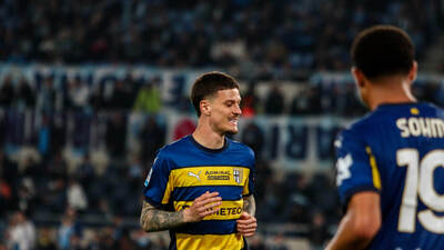 PSV Eindhoven Dennis Man'i istiyor!