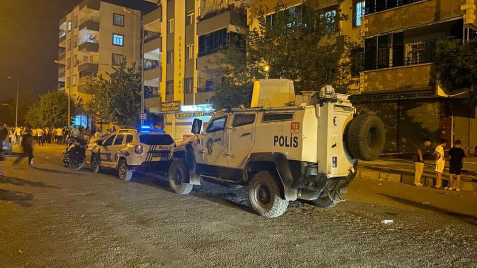 Diyarbakır'da silahlı kavga: 12 yaralı