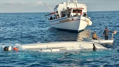 Yemen açıklarında göçmen teknesi battı: 55 ölü