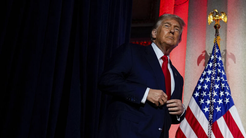 Trump: İki nükleer denizaltı gereken yere konuşlandırıldı