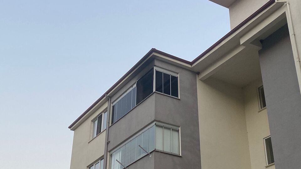 Cezaevinden çıkıp evi yaktı iddiası!