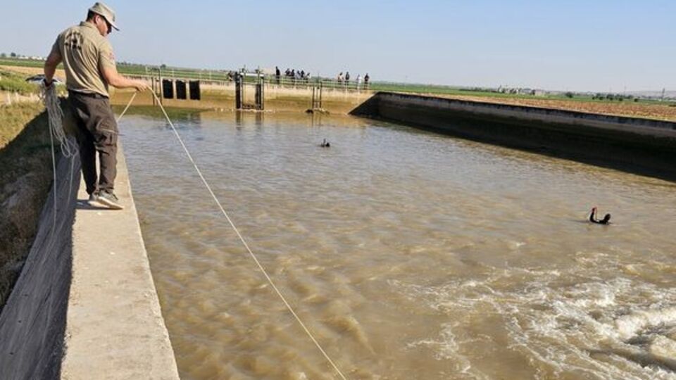 Sulama kanalına giren çocuk boğuldu