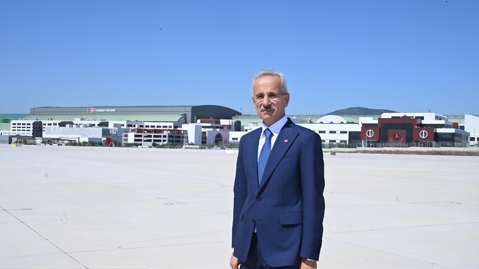 Bakan Uraloğlu'ndan powerbank uyarısı