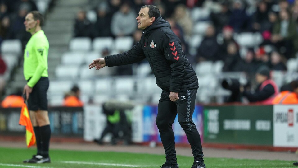 Sunderland'den Regis Le Bris kararı!