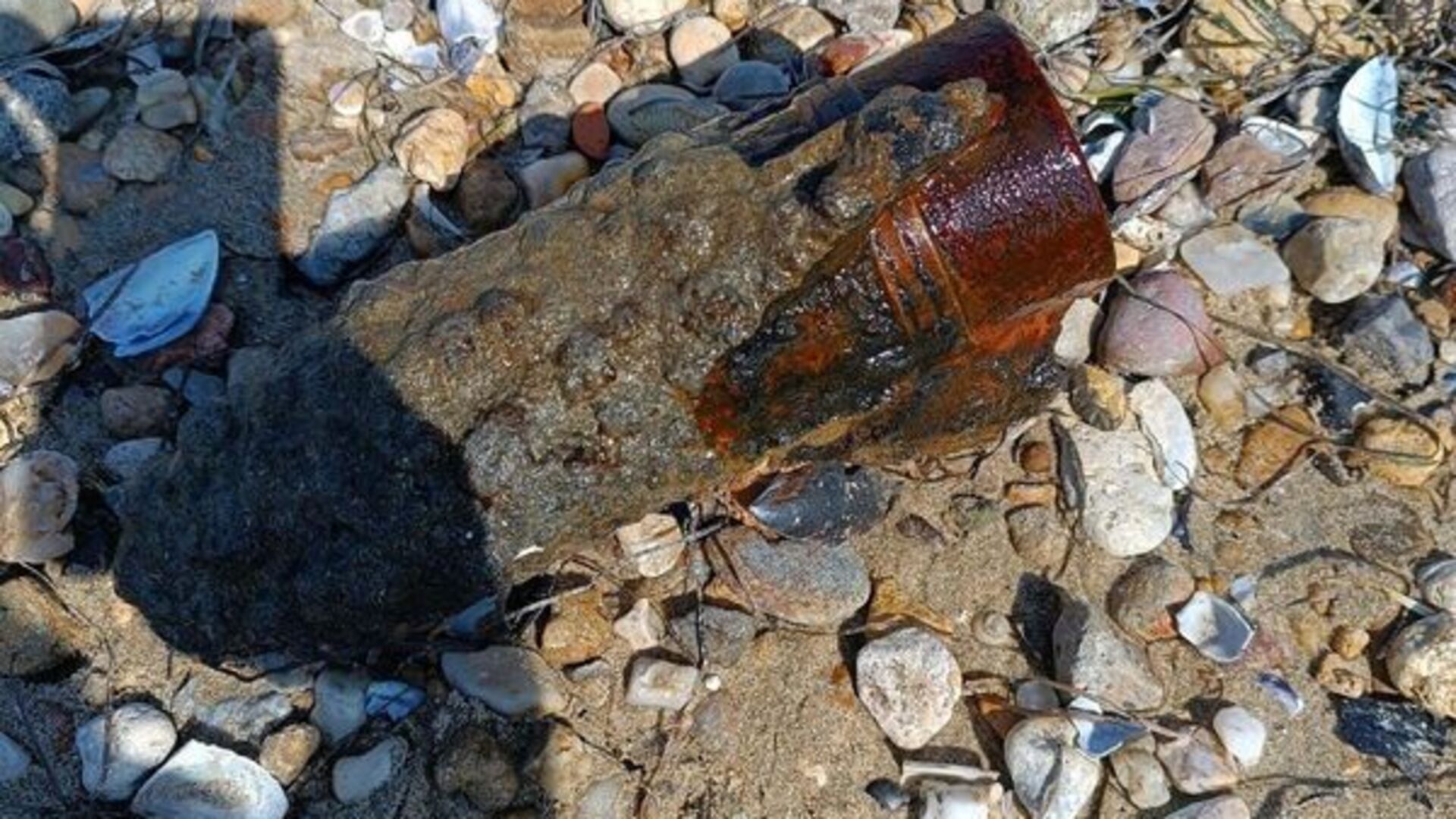 Çanakkale Sahilinde Tarihi Bir Keşif: Patlamamış Top Mermisi Bulundu!