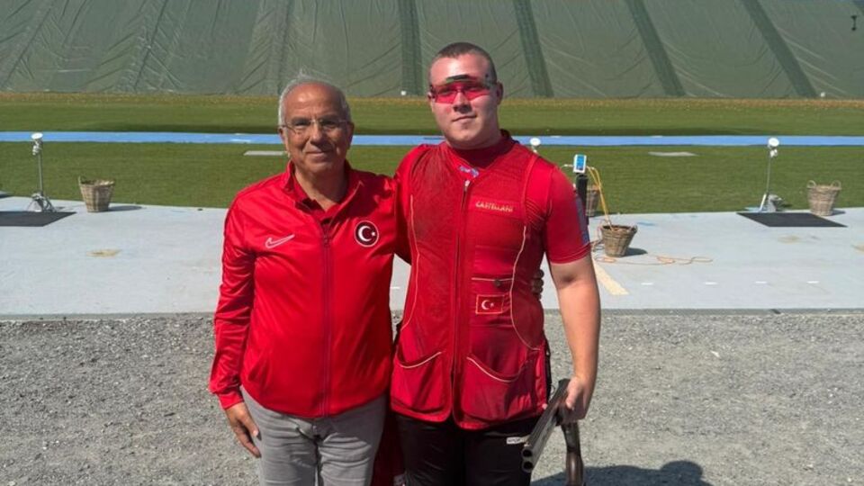 Hüseyin Efe Özmen'den Avrupa şampiyonluğu!