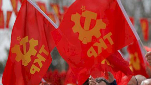 Siz, aşağıda imzası olanlar!