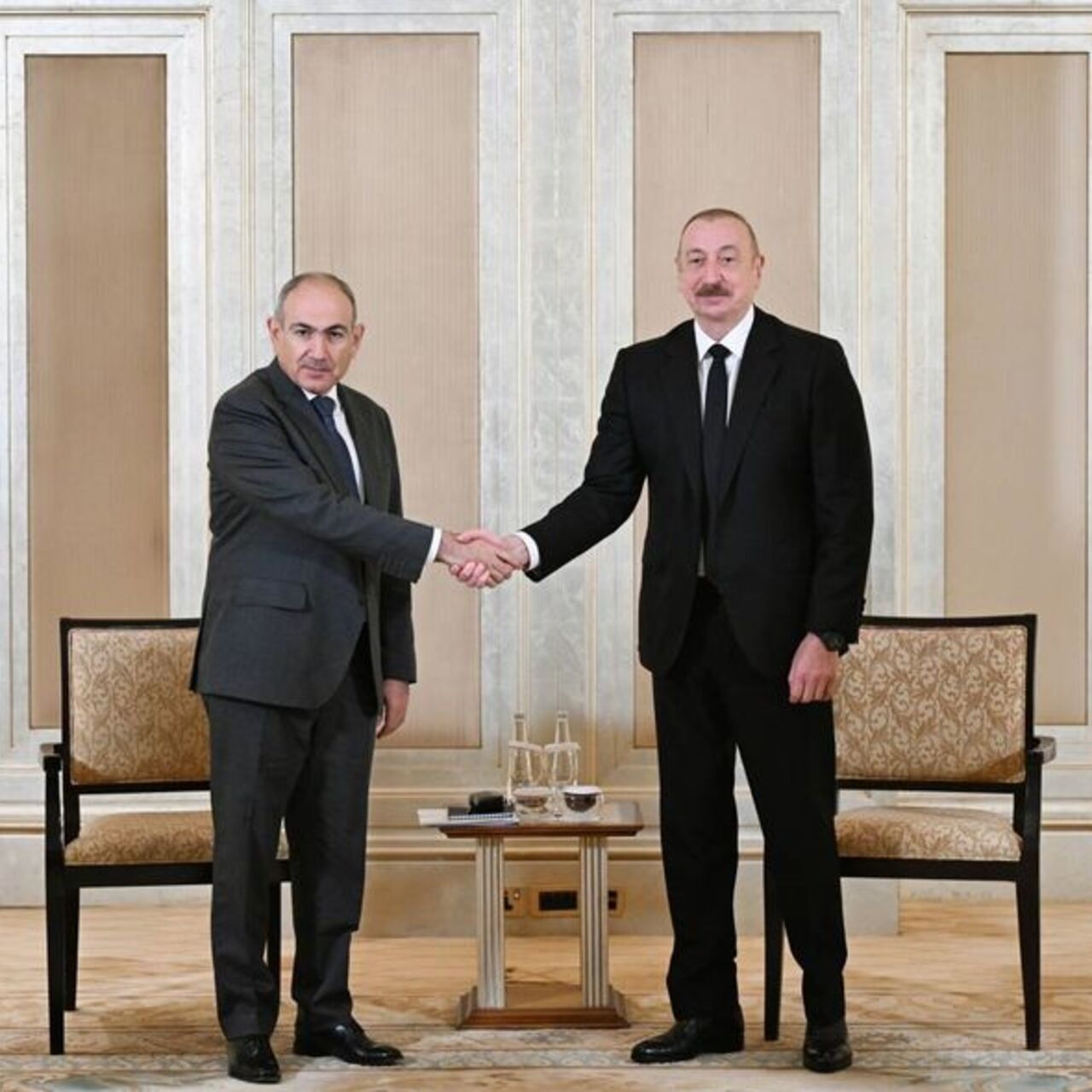 Aliyev ve Paşinyan Beyaz Saray'da buluşacak
