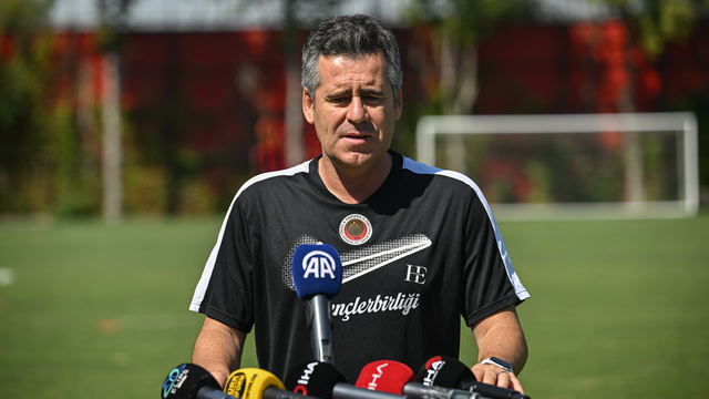 "Taraftarlarımızdan sabır bekliyoruz"