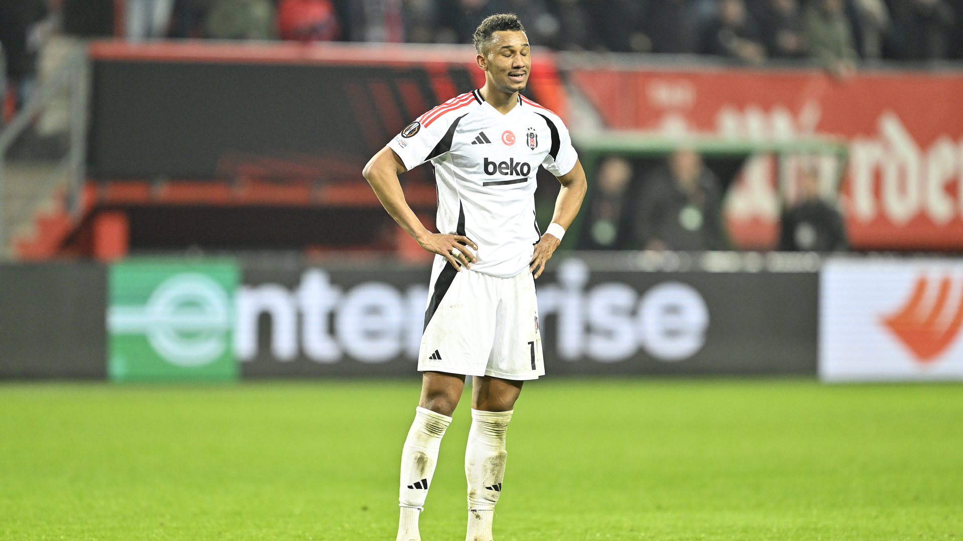 Beşiktaş'ta Uduokhai Şoku: Sakatlık Raporu Açıklandı!