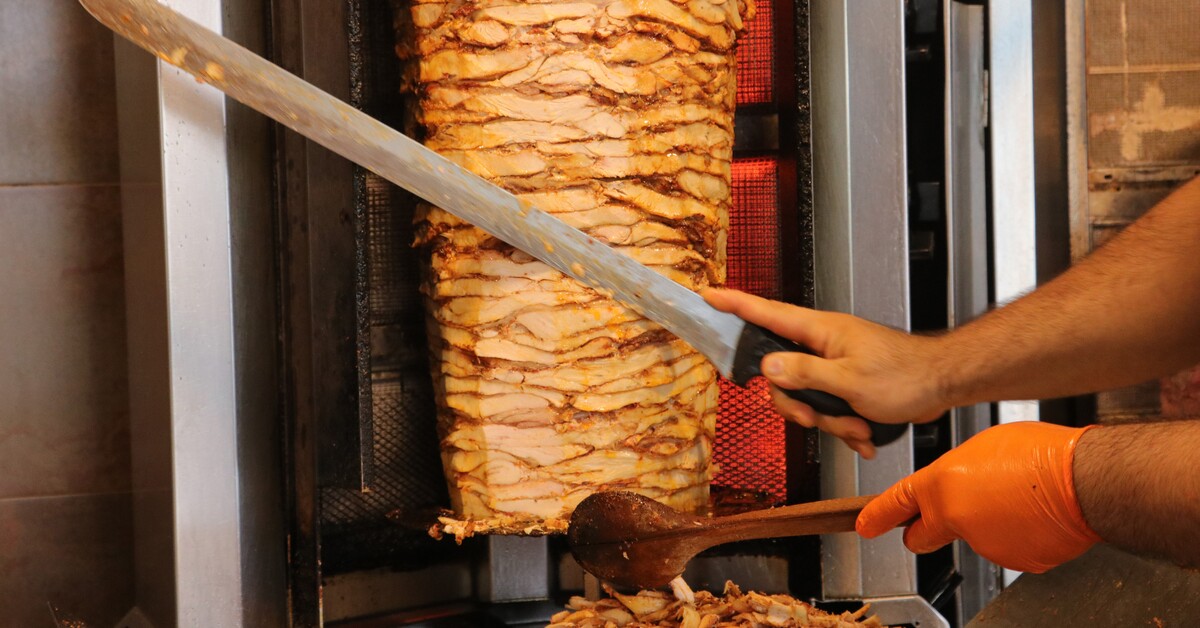 Oğul Dakika: 999 Kişi Zehirlenmişti! TAVUK DÖNER IDDIANAMENE 2 KIŞI ISIIN 8 YUL HAPIS TALEBI