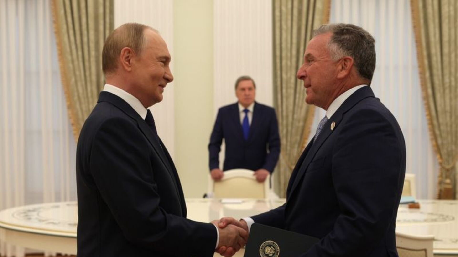 Trump'ın Özel Temsilcisi Witkoff, Putin ile Görüştü: Diplomatik Gerginlikte Yeni Bir Perde