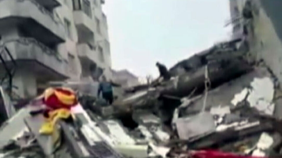 Ezgi Apartmanı davasında kırmızı bülten talebi