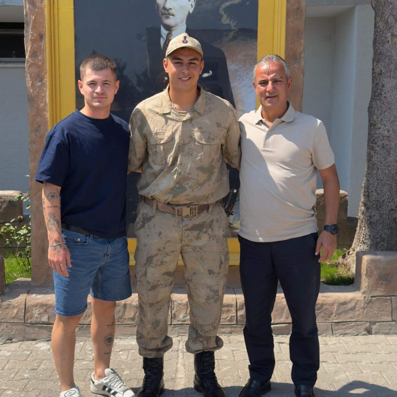 İsmail Kartal'ın oğlu askere gitti