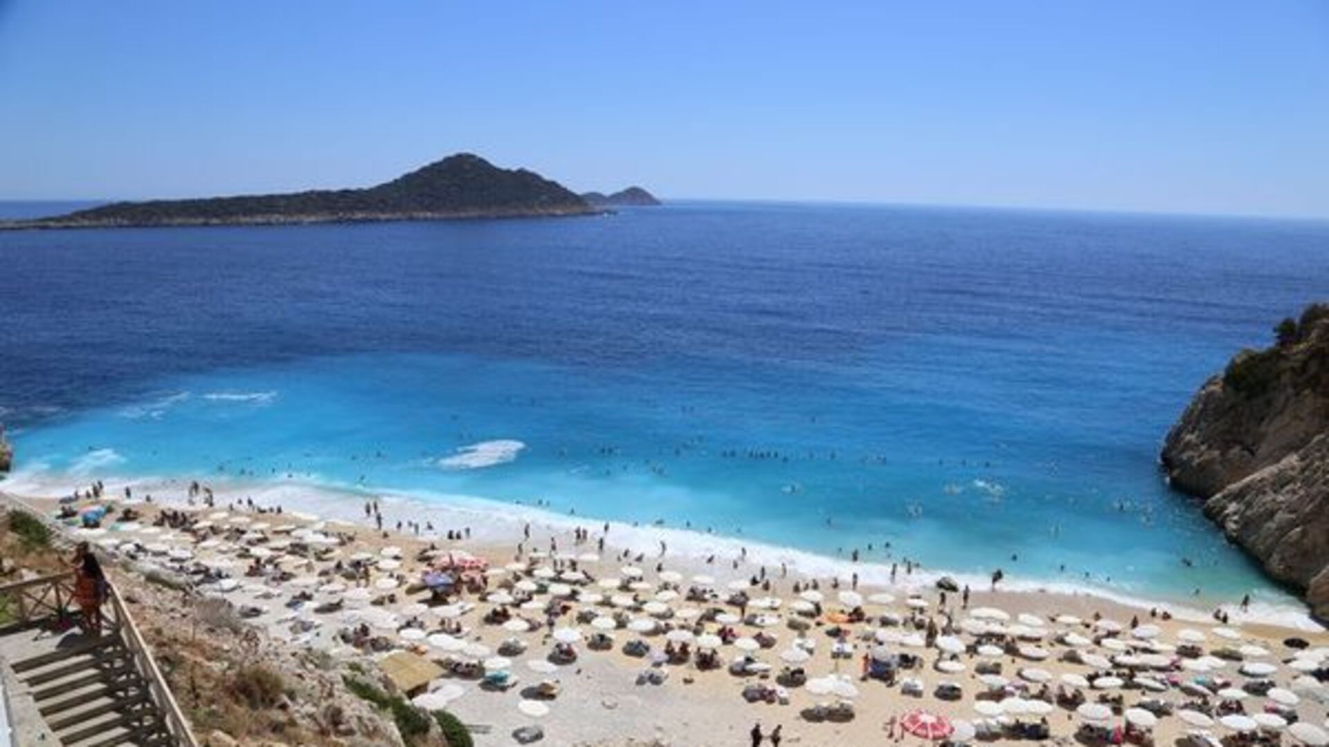 Kaputaş Plajı: Muğla'nın Saklı Cennetinde Bir Gün Geçirmek İçin 5 Neden
