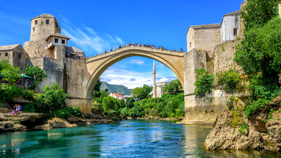 Mostar Köprüsü nerede?