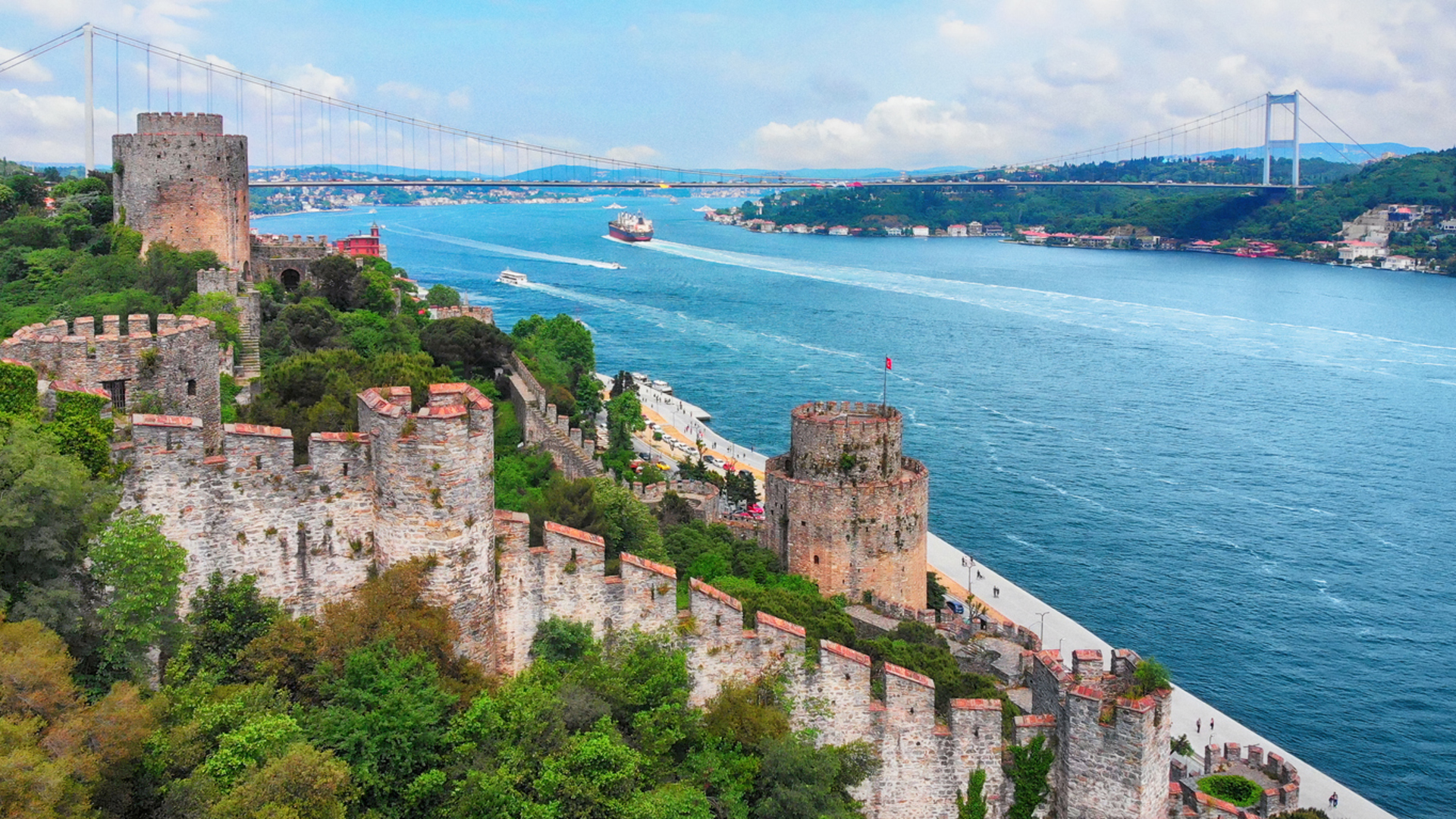 Rumeli Hisarı: İstanbul'un Tarihî İncisi Hakkında Bilmeniz Gereken Her Şey!