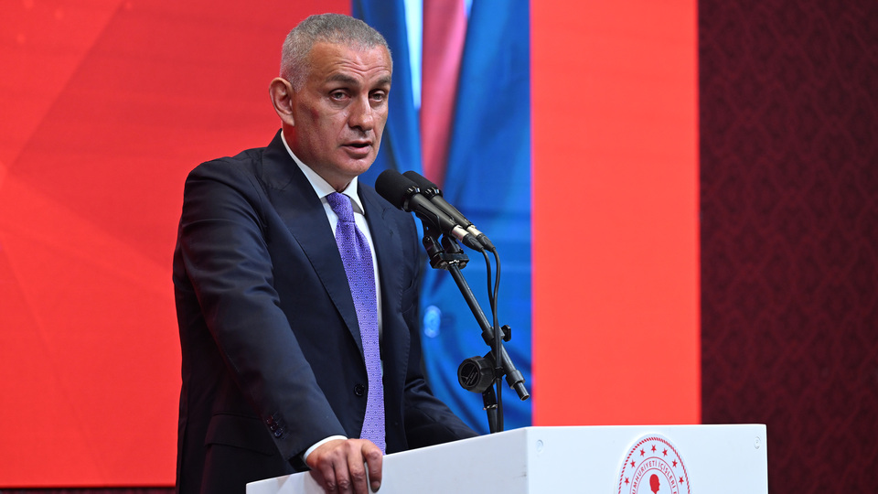 Hacıosmanoğlu'ndan yeni sezon mesajı!