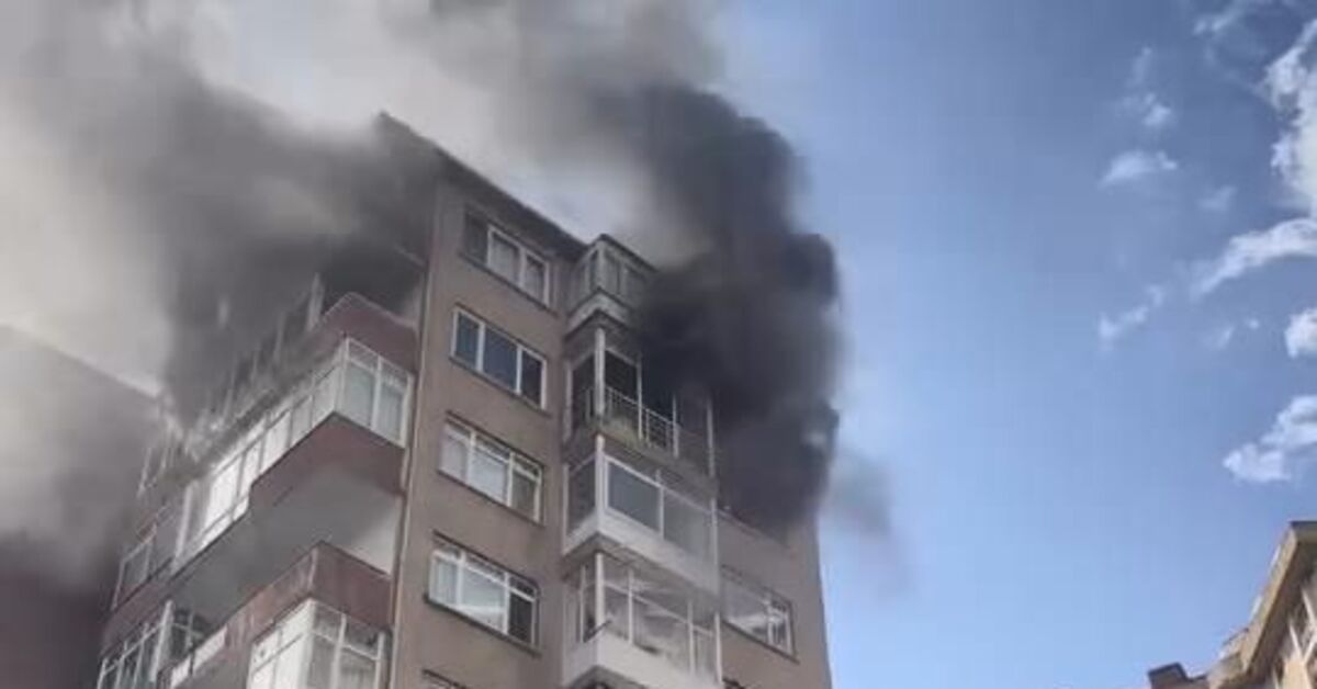 Kadıkör’de 10 Katli Binada Yangın