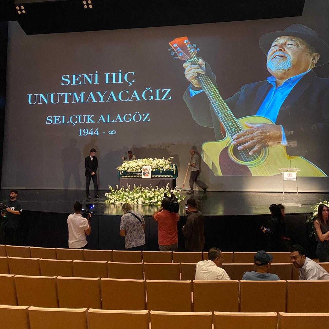 Son yolculuğuna uğurlandı